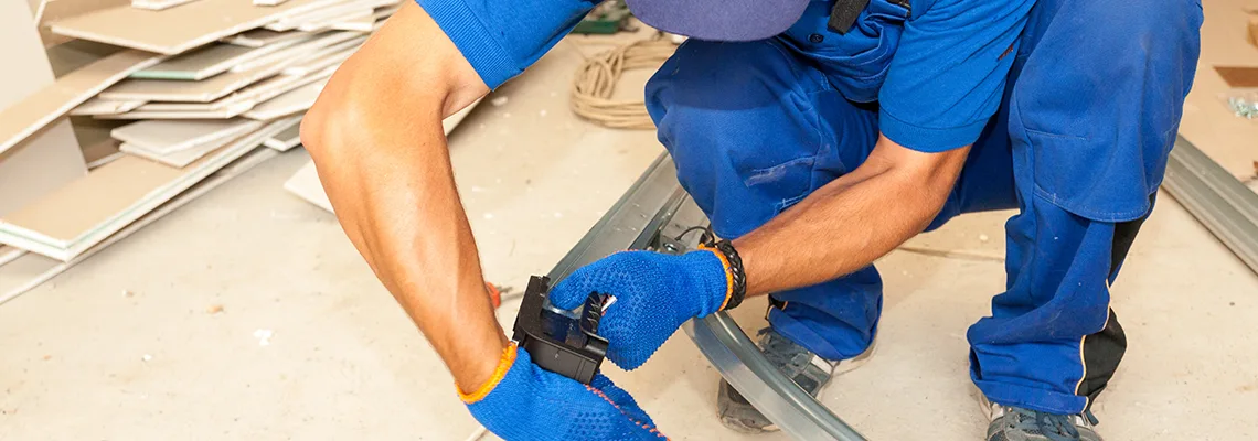 Fix Vinyl Garage Door Loud Noise in Port St Lucie, FL
